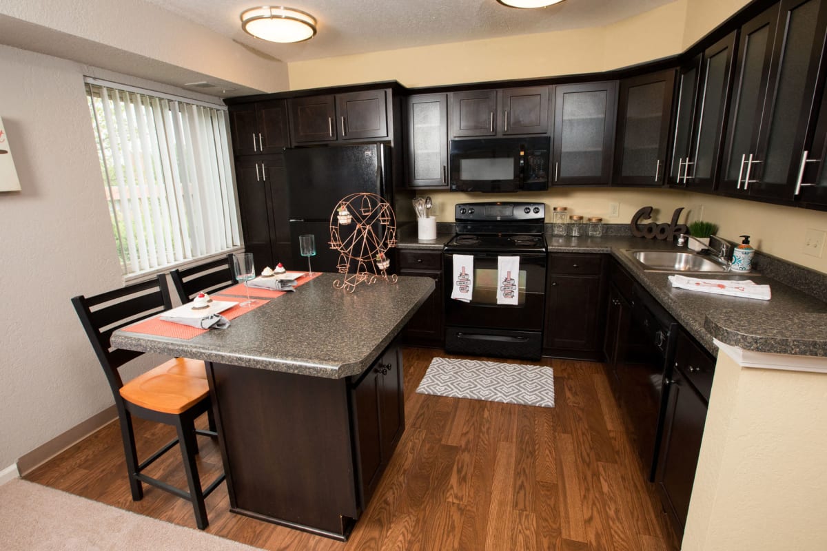 Photos and Video of Glenwood Apartments in East Lansing, MI